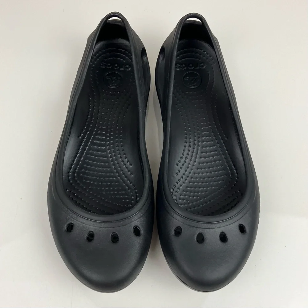 Crocs Women’s Size 8.0 Kadee Triple Black Slip On Ballet Flats - Picture 4 of 10